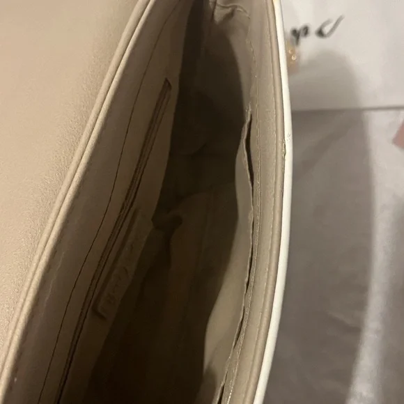 Yani J’adore Elegant Beige and White Women's Bag 2 Piece Set - Picture 5 of 8